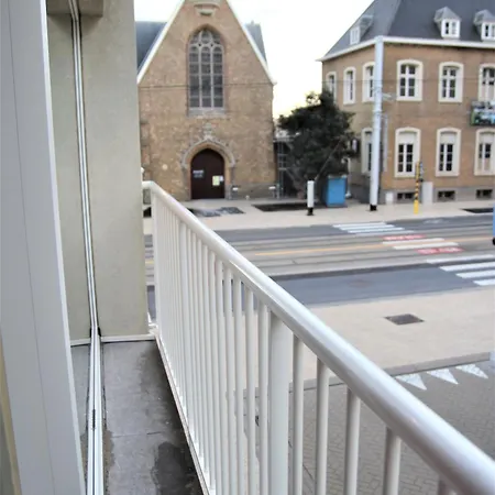 Apartamento Cosy Gezellig App Met Aparte Gastenkamer Op 30meter Prive Garage Koksijde