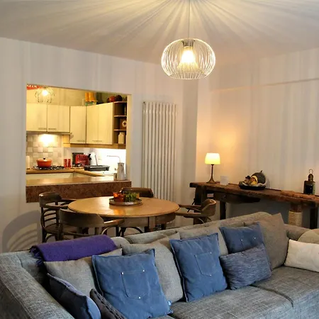 Cosy Gezellig App Met Aparte Gastenkamer Op 30meter Privé Garage Apartamento